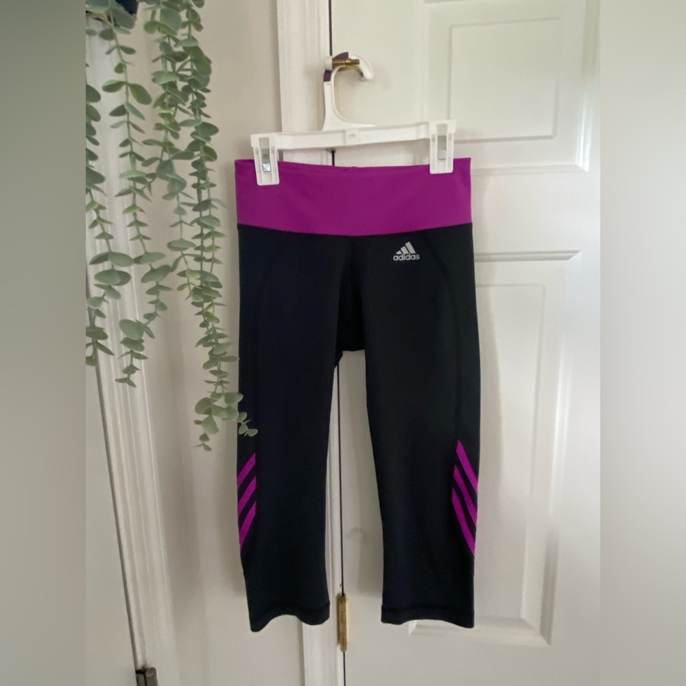 Adidas capri leggings